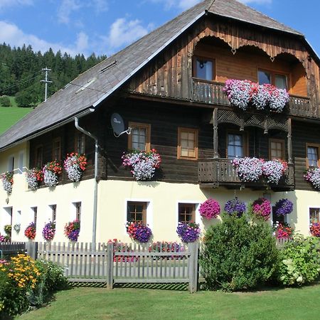 Kniebergerhof Villa Liebenfels Buitenkant foto