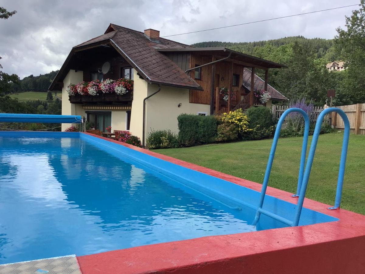 Kniebergerhof Villa Liebenfels Buitenkant foto